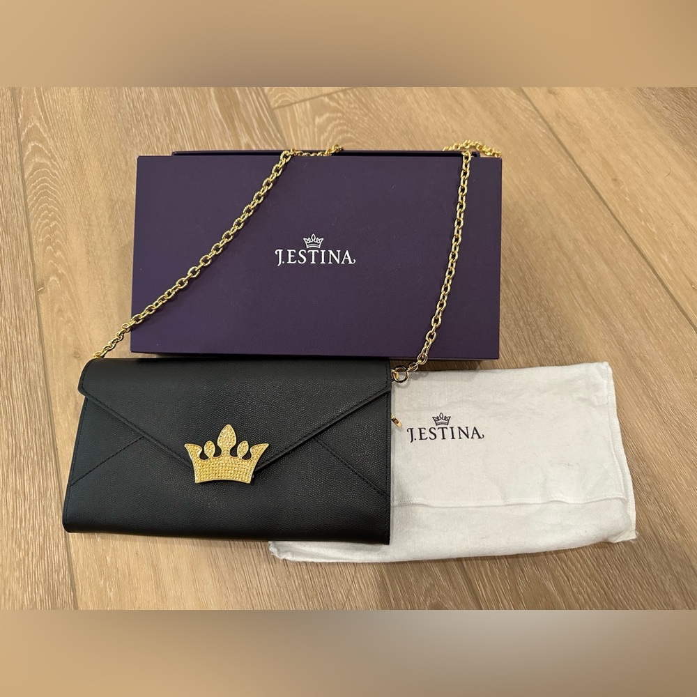 J.estina Princess Wallet on chain